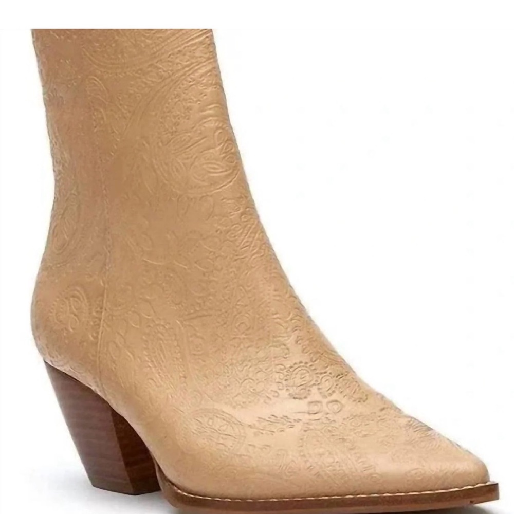 Matisse Women's Cream Embossed Heeled Boots